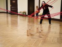 Dzieci podczas gry terenowej