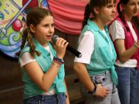 zespół wokalny na scenie